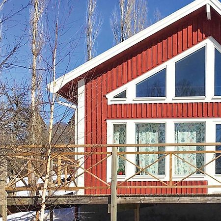 Awesome Home In Vimmerby With Wifi Экстерьер фото