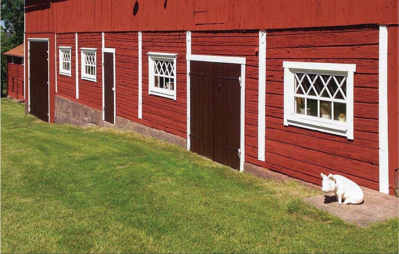 Awesome Home In Vimmerby With Wifi Экстерьер фото